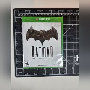 NEW Batman: The Telltale Series - Microsoft Xbox One [XB1 DC Season Pass Disc]